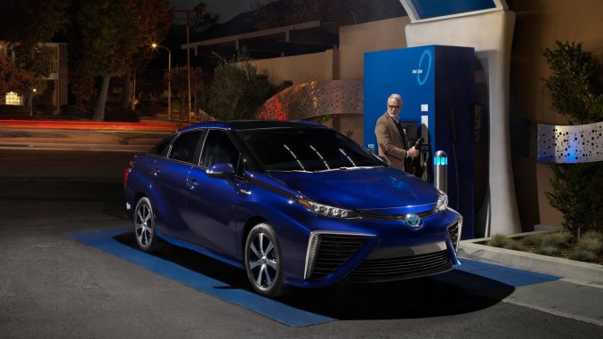 323417_2018_Toyota_Mirai