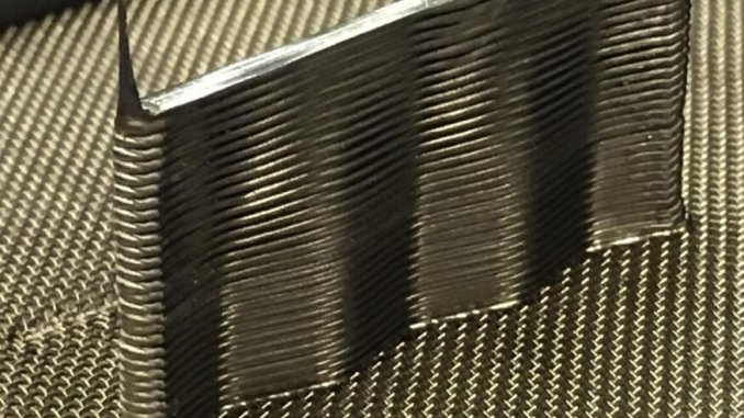 At-last-a-simple-3D-printer-for-metal