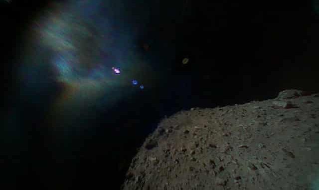 龍宮小行星表面