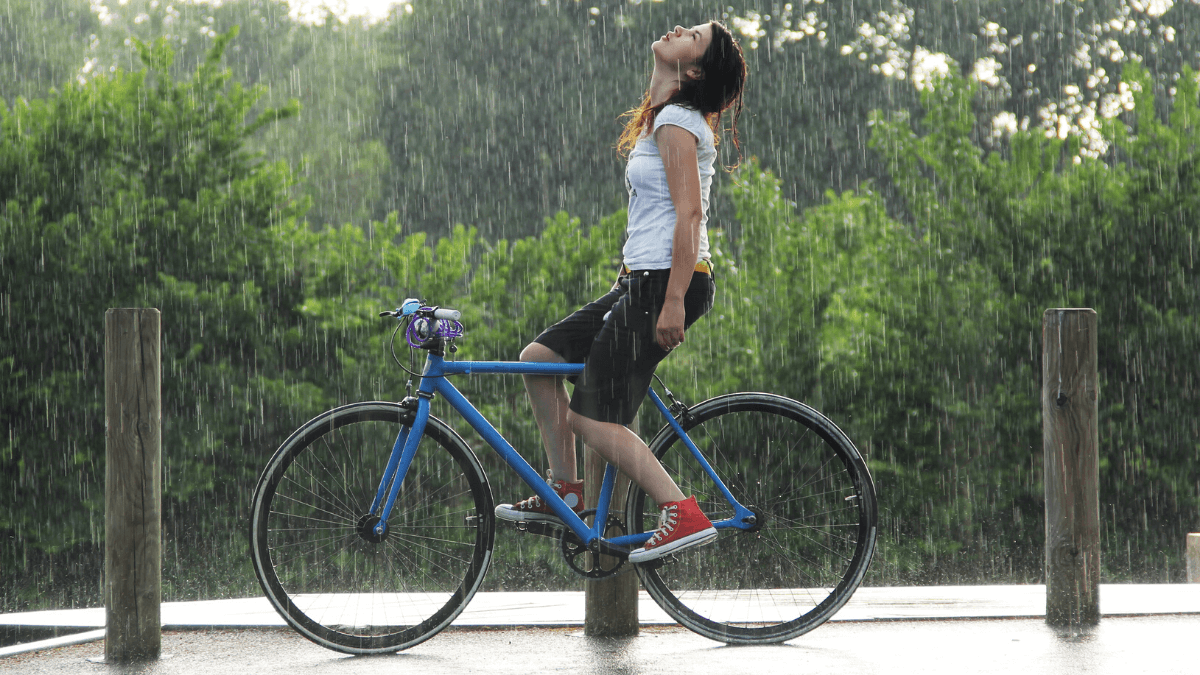 到底淋雨會禿頭?酸雨會掉髮都是謠言?淋雨和酸雨的知識大整理 | 明日科學